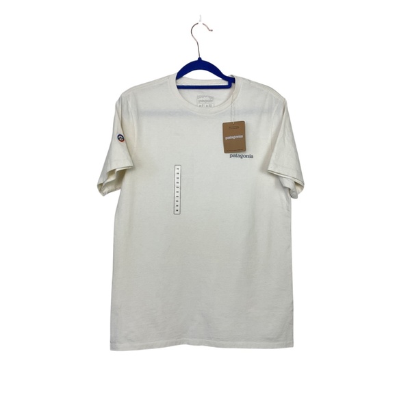 Patagonia Fitz Roy Icon Responsibili-Tee NWT - Picture 2 of 6